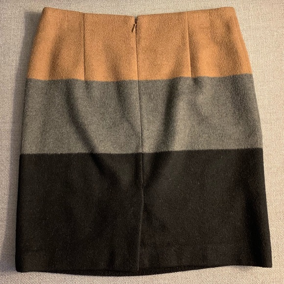 AMANDA + CHELSEA Color Block Mini Pencil Skirt - Picture 3 of 5
